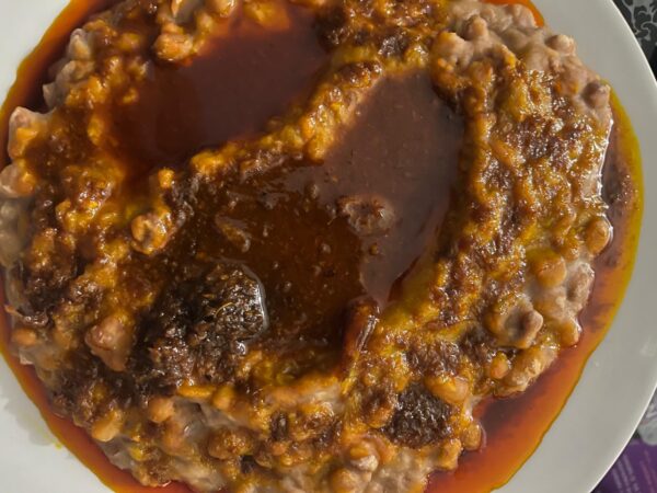 Ewa Aganyin (Togolesse Stewed Beans) with sauce.